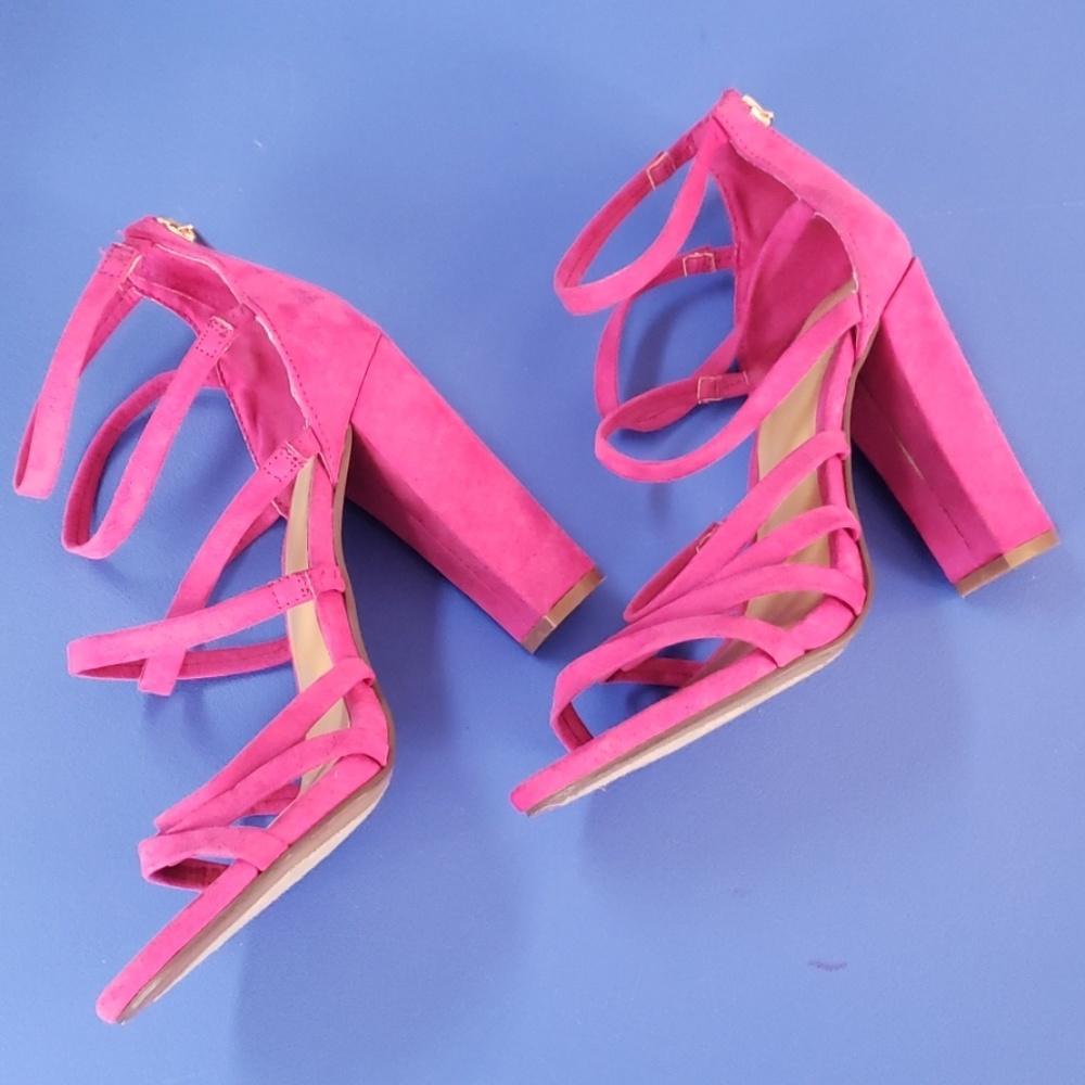 Bamboo pink strappy caged heels. Size 7